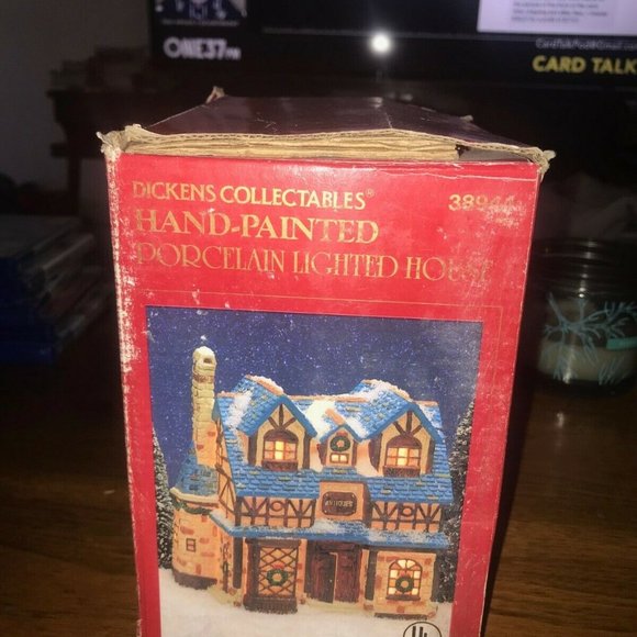 Dickens Collectables Antiques Store Hand Painted Porcelain Lighted House 38944 - Picture 3 of 6